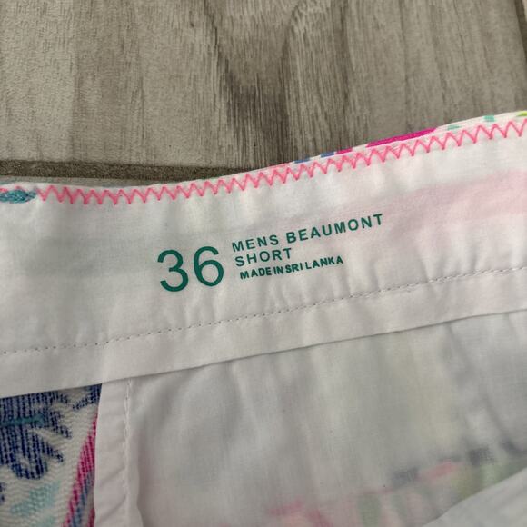 Lilly Pulitzer Men's Beaumont Chino Short Salt in the Air Tropical Size 36 NWT - Picture 4 of 8